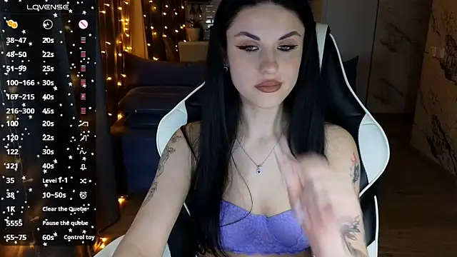 Snapshot of Mary___Moore chatting on 01/17/25, 02:18 Mary Moore online show from 01/17/25, 02:18