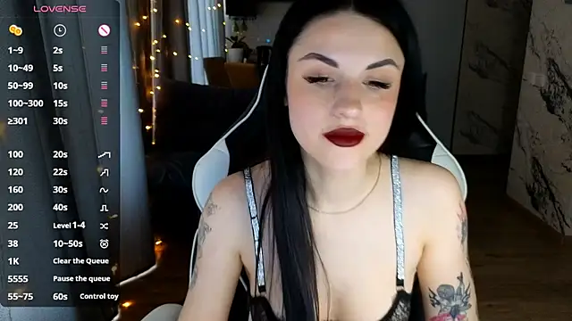 Snapshot of Mary___Moore chatting on 03/16/25, 05:25 Mary Moore online show from 03/16/25, 05:25