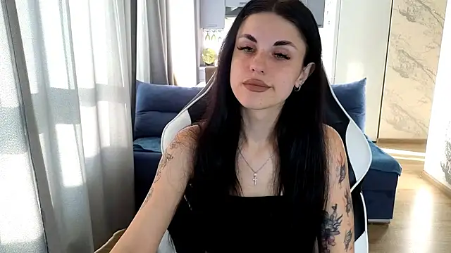 Snapshot of Mary___Moore chatting on 09/11/25, 02:22 Mary Moore online show from 09/11/25, 02:22