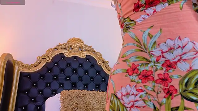 AdelinaVans online show from 03/17/26, 11:02