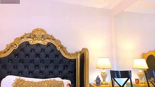 AdelinaVans online show from 04/24/26, 11:34