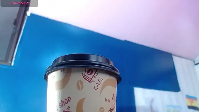 vitoria23  online show from 01/07/26, 01:46