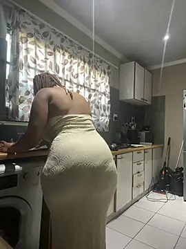 Bootyfulbarbiie online show from 02/22/25, 04:40