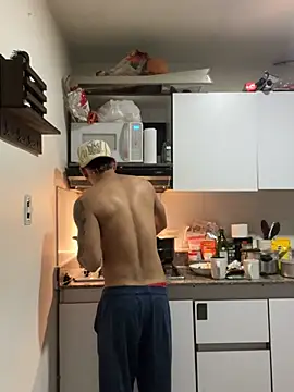 Snapshot of Rafa_garcia28 chatting on 03/02/26, 08:32 Rafa garcia28 online show from 03/02/26, 08:32