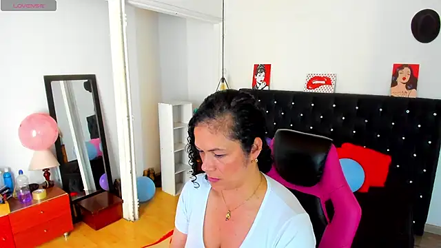 Aliciia cute1 online show from 11/06/25, 10:43