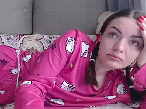  JustmeHere  online show from 11/01/25, 09:00