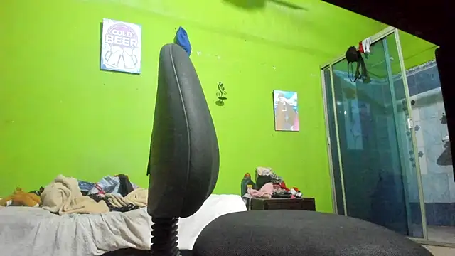 Brenda Smith69 online show from 09/18/25, 08:00