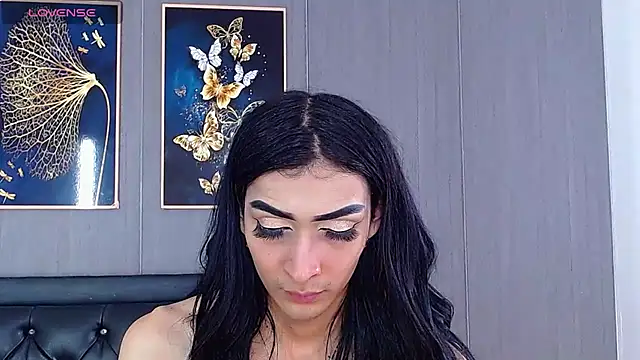 Snapshot of Evelynn_sex_ chatting on 12/29/24, 04:40 Evelynn sex online show from 12/29/24, 04:40