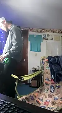 Snapshot of Seymour93 chatting on 01/09/25, 06:26 Seymour93 online show from 01/09/25, 06:26