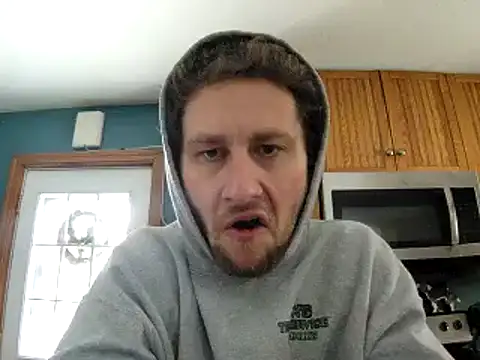 Snapshot of Seymour93 chatting on 02/10/25, 03:21 Seymour93 online show from 02/10/25, 03:21