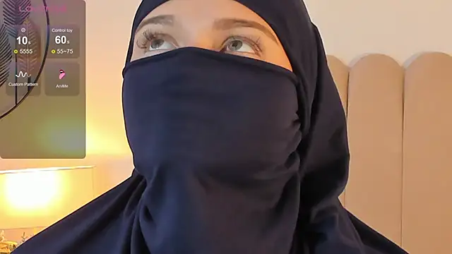 Snapshot of anna-henao chatting on 12/06/24, 12:27 anna-henao online show from 12/06/24, 12:27