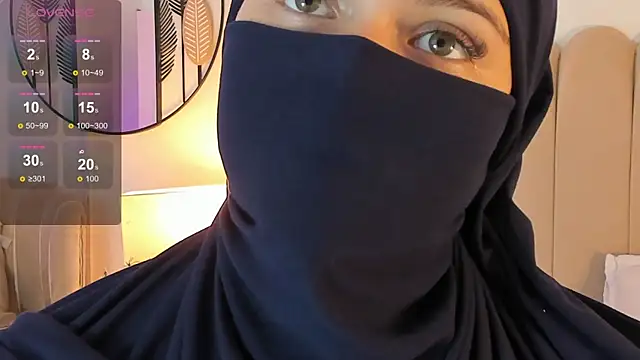 Snapshot of anna-henao chatting on 12/12/24, 03:59 anna-henao online show from 12/12/24, 03:59