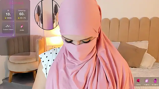 Snapshot of anna-henao chatting on 02/05/25, 01:22 anna-henao online show from 02/05/25, 01:22