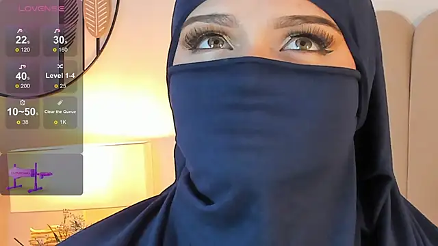 Snapshot of anna-henao chatting on 02/24/25, 04:26 anna-henao online show from 02/24/25, 04:26