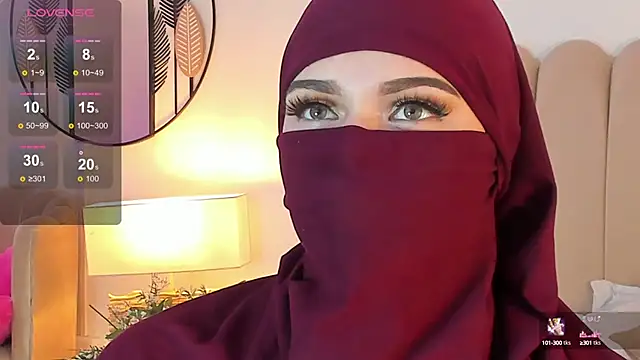 Snapshot of anna-henao chatting on 03/11/25, 03:56 anna-henao online show from 03/11/25, 03:56