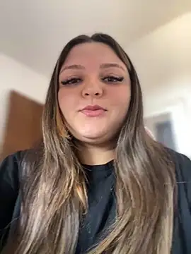 Snapshot of SweetPaige_ chatting on 10/13/25, 03:45 SweetPaige online show from 10/13/25, 03:45