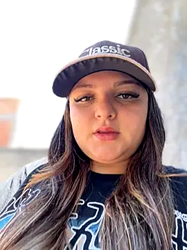 Snapshot of SweetPaige_ chatting on 10/15/25, 03:01 SweetPaige online show from 10/15/25, 03:01