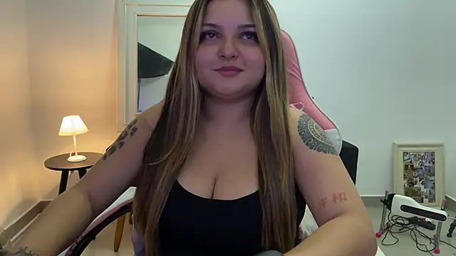 SweetPaige  online show from 04/22/26, 01:19