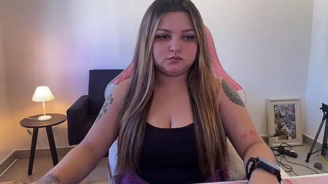 SweetPaige  online show from 04/22/26, 05:03