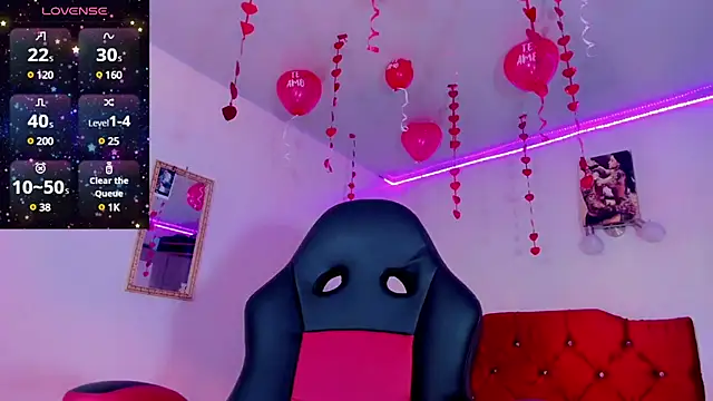 naomy  xx online show from 02/19/25, 07:05