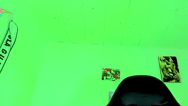 naomy  xx online show from 09/30/25, 03:00