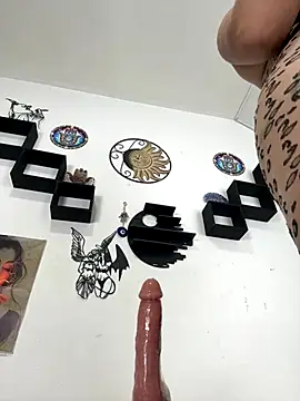 jamilaross online show from 11/16/25, 09:09