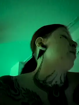 divine eve online show from 12/03/25, 05:55