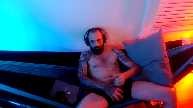 Snapshot of AceSpinning_DJ chatting on 02/27/26, 11:32 AceSpinning DJ online show from 02/27/26, 11:32