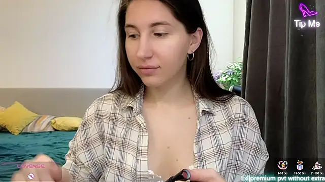 Snapshot of marrycolins chatting on 01/16/26, 03:54 marrycolins online show from 01/16/26, 03:54