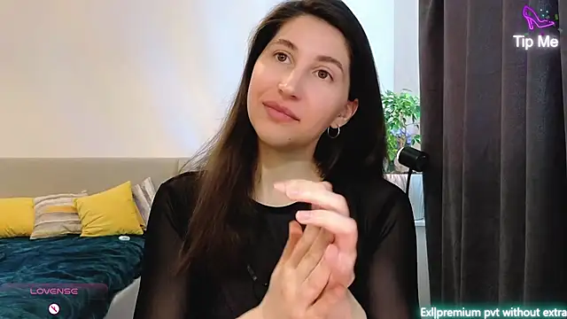 marrycolins online show from 04/01/26, 03:07