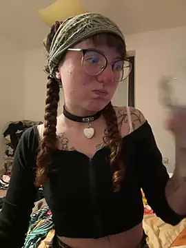  foxygirl  online show from 02/07/25, 06:34