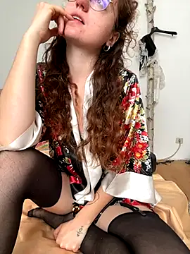 foxygirl  online show from 10/15/25, 08:58