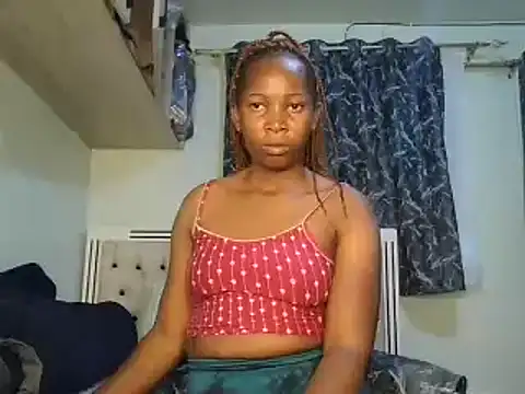 Snapshot of Petitiebooty chatting on 01/25/25, 11:34 Petitiebooty online show from 01/25/25, 11:34