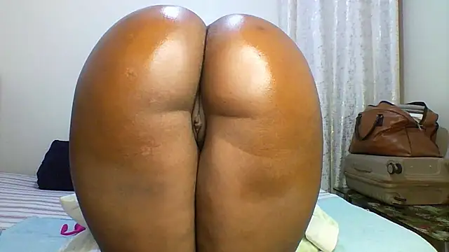 Petitiebooty online show from 01/08/26, 06:16