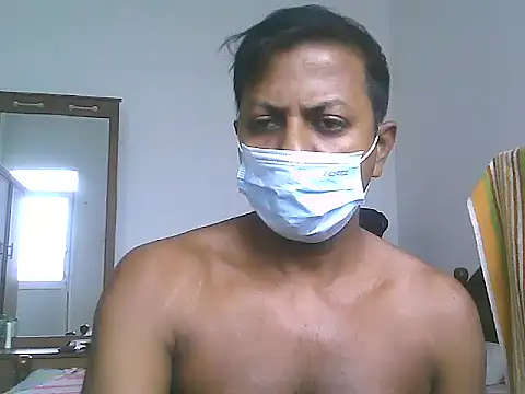 Snapshot of chocodk01 chatting on 03/10/25, 11:42 chocodk01 online show from 03/10/25, 11:42