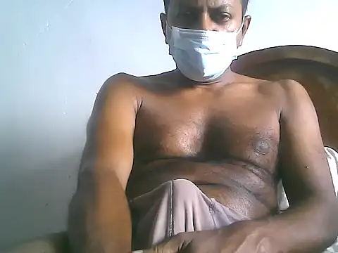 Snapshot of chocodk01 chatting on 03/14/25, 02:20 chocodk01 online show from 03/14/25, 02:20