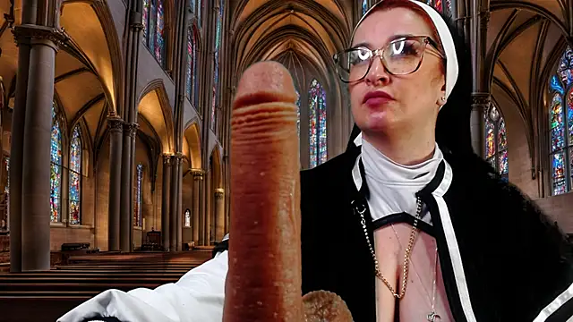 helenas fantasy online show from 02/02/25, 10:46