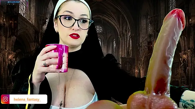 Snapshot of helenas_fantasy chatting on 05/16/26, 03:36 helenas fantasy online show from 05/16/26, 03:36