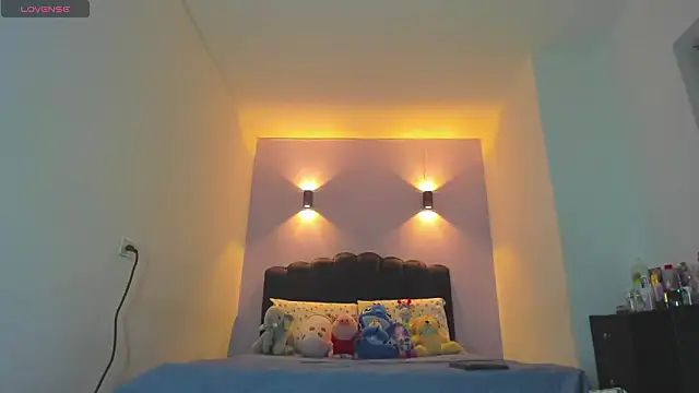 Sofia Clauss  online show from 03/17/26, 03:55