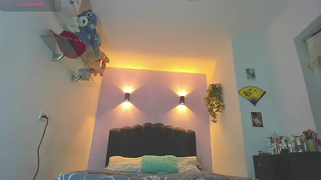 Sofia Clauss  online show from 05/30/26, 04:31