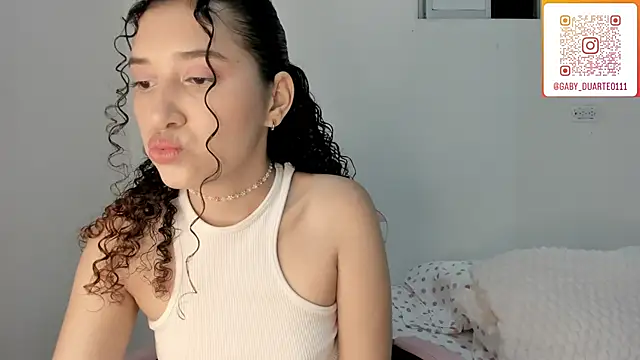 Snapshot of gabriela_duarte1 chatting on 05/20/26, 11:55 gabriela duarte1 online show from 05/20/26, 11:55