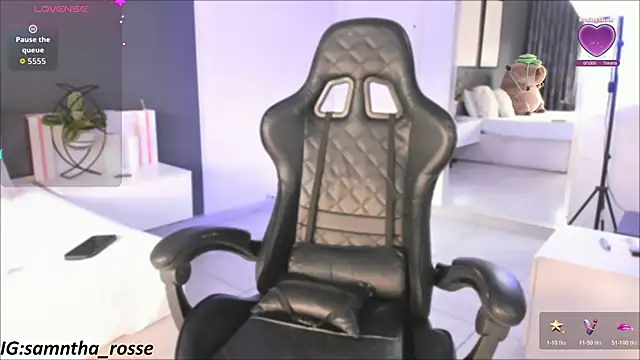 Leyli Doll online show from 11/06/25, 08:43