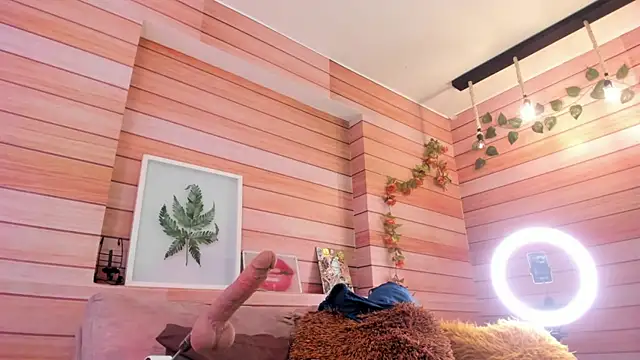 Snapshot of Tom_cooper_ chatting on 02/15/25, 04:56 Tom cooper online show from 02/15/25, 04:56