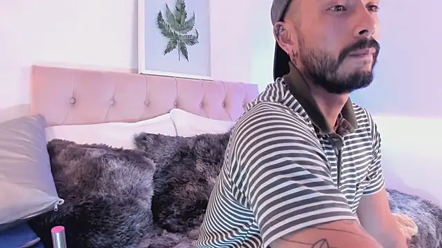 Snapshot of Tom_cooper_ chatting on 09/09/25, 01:21 Tom cooper online show from 09/09/25, 01:21