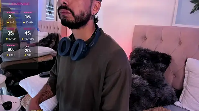 Snapshot of Tom_cooper_ chatting on 09/11/25, 01:00 Tom cooper online show from 09/11/25, 01:00