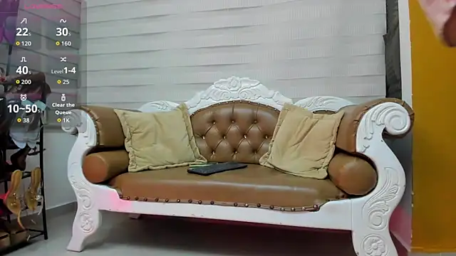 FOXYRIVER  online show from 02/14/26, 11:51