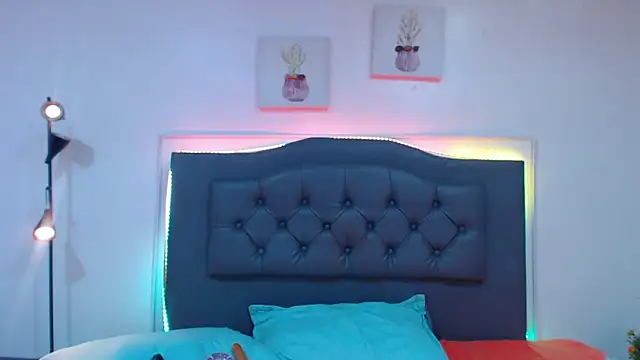 candy lux  online show from 10/12/25, 08:08