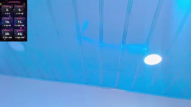 candy lux  online show from 03/11/26, 09:10