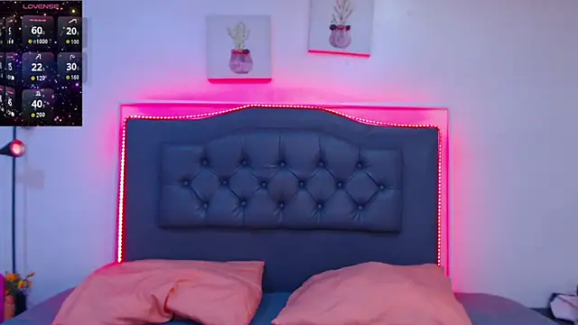 candy lux  online show from 05/24/26, 04:34