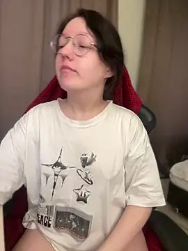 emigooflordXD online show from 02/16/25, 06:43